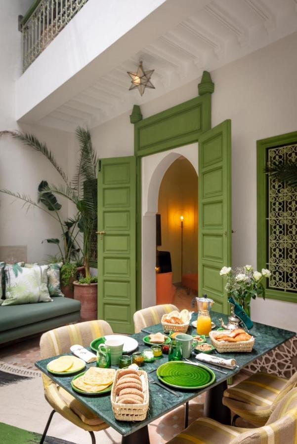 Riad Dar Adal Exclusivite 2 A 6 Personnes Petit Dejeuner Compris Place Jemaa El Fna Marrakesh Eksteriør bilde