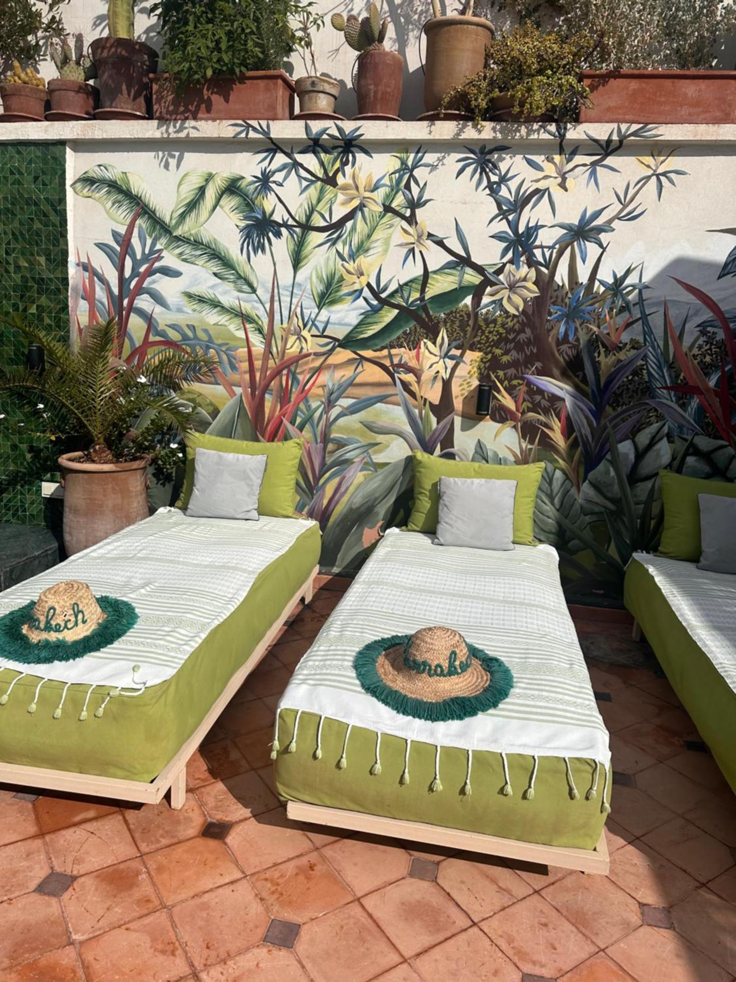 Riad Dar Adal Exclusivite 2 A 6 Personnes Petit Dejeuner Compris Place Jemaa El Fna Marrakesh Eksteriør bilde