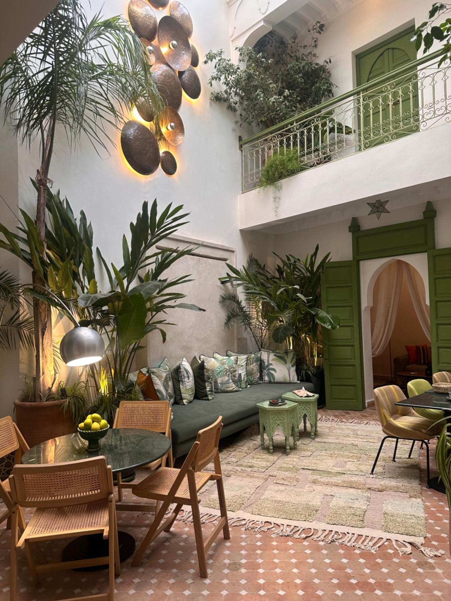 Riad Dar Adal Exclusivite 2 A 6 Personnes Petit Dejeuner Compris Place Jemaa El Fna Marrakesh Eksteriør bilde