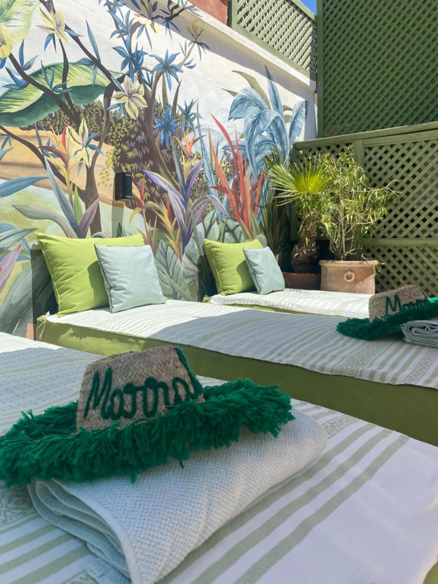 Riad Dar Adal Exclusivite 2 A 6 Personnes Petit Dejeuner Compris Place Jemaa El Fna Marrakesh Eksteriør bilde