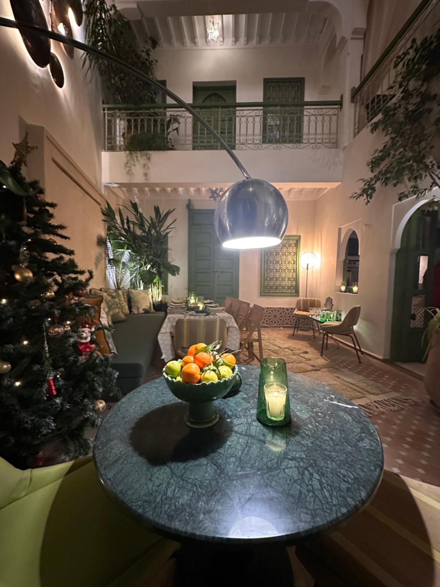 Riad Dar Adal Exclusivite 2 A 6 Personnes Petit Dejeuner Compris Place Jemaa El Fna Marrakesh Eksteriør bilde